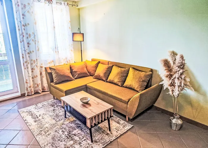 By Interhome شقة *